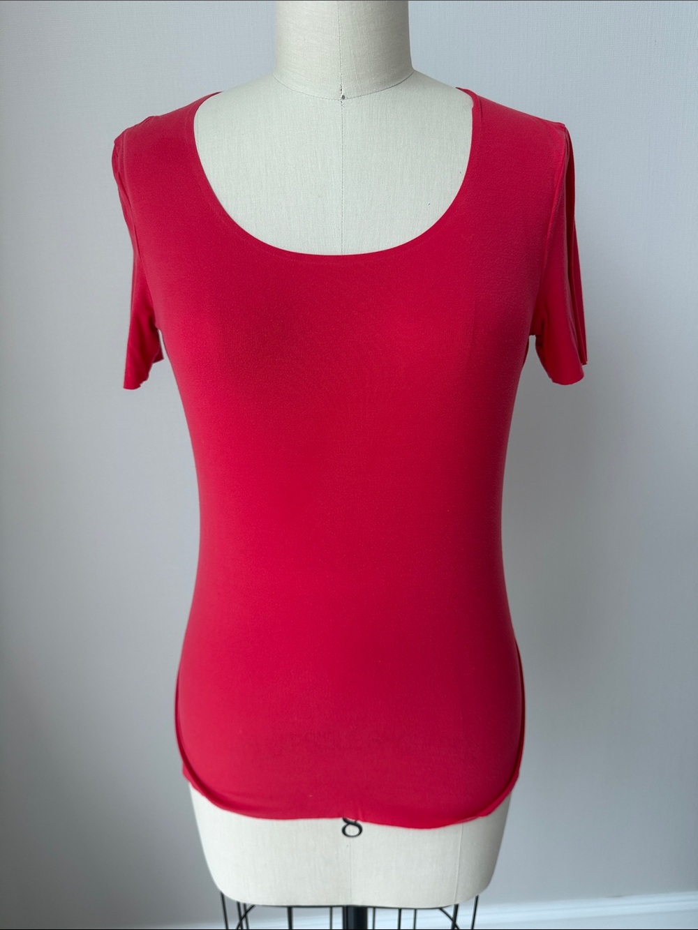 Wolford iconic Elegant Red top, short sleeves Size S/P